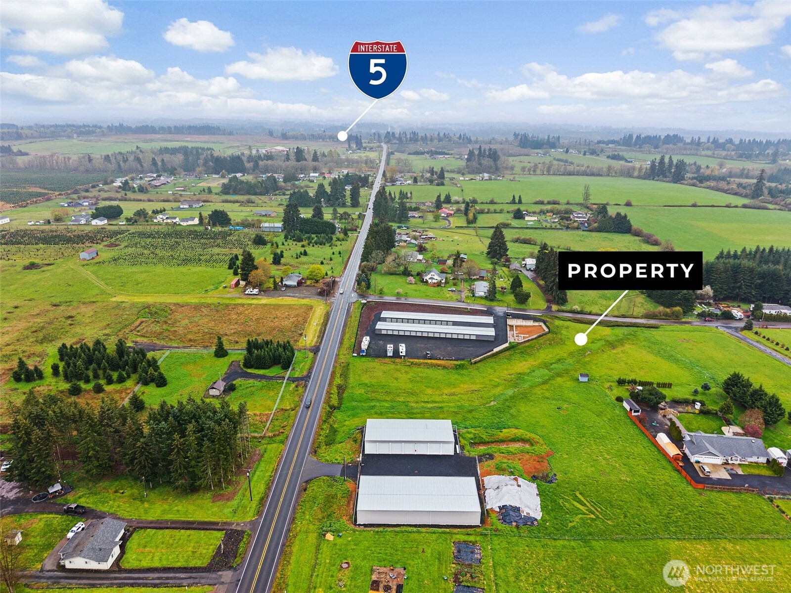 106 Twin View Lane Property Photo 4