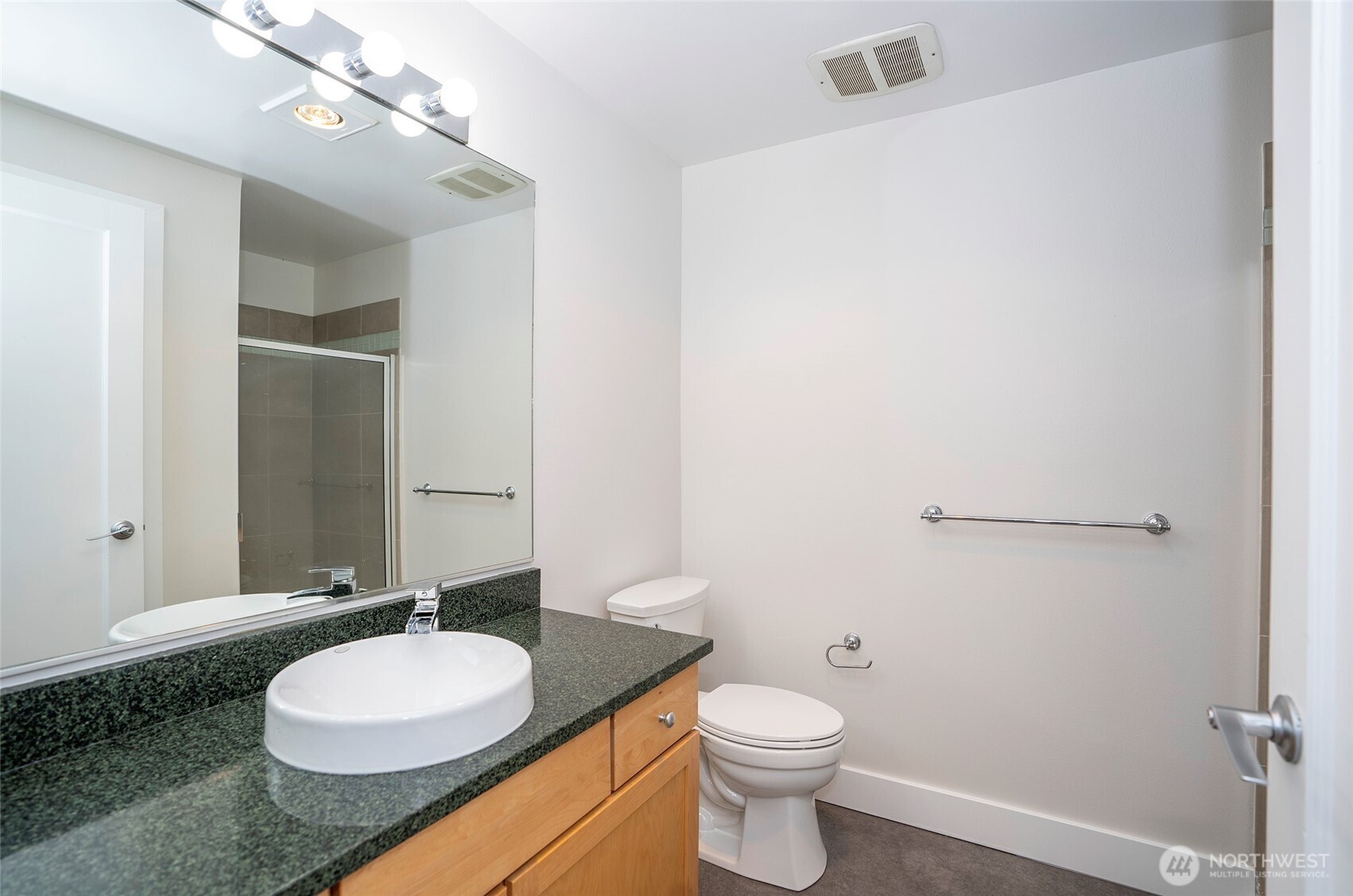 1705 Dock Street 513 Property Photo 15