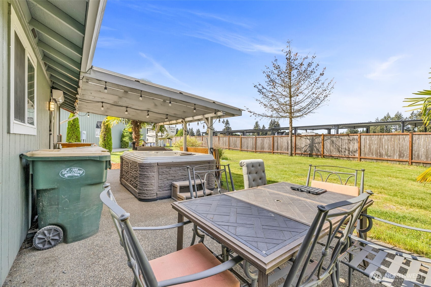 10313 School Land Road Property Photo 8