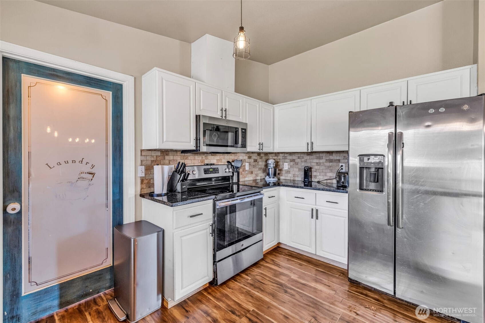 10313 School Land Road Property Photo 14