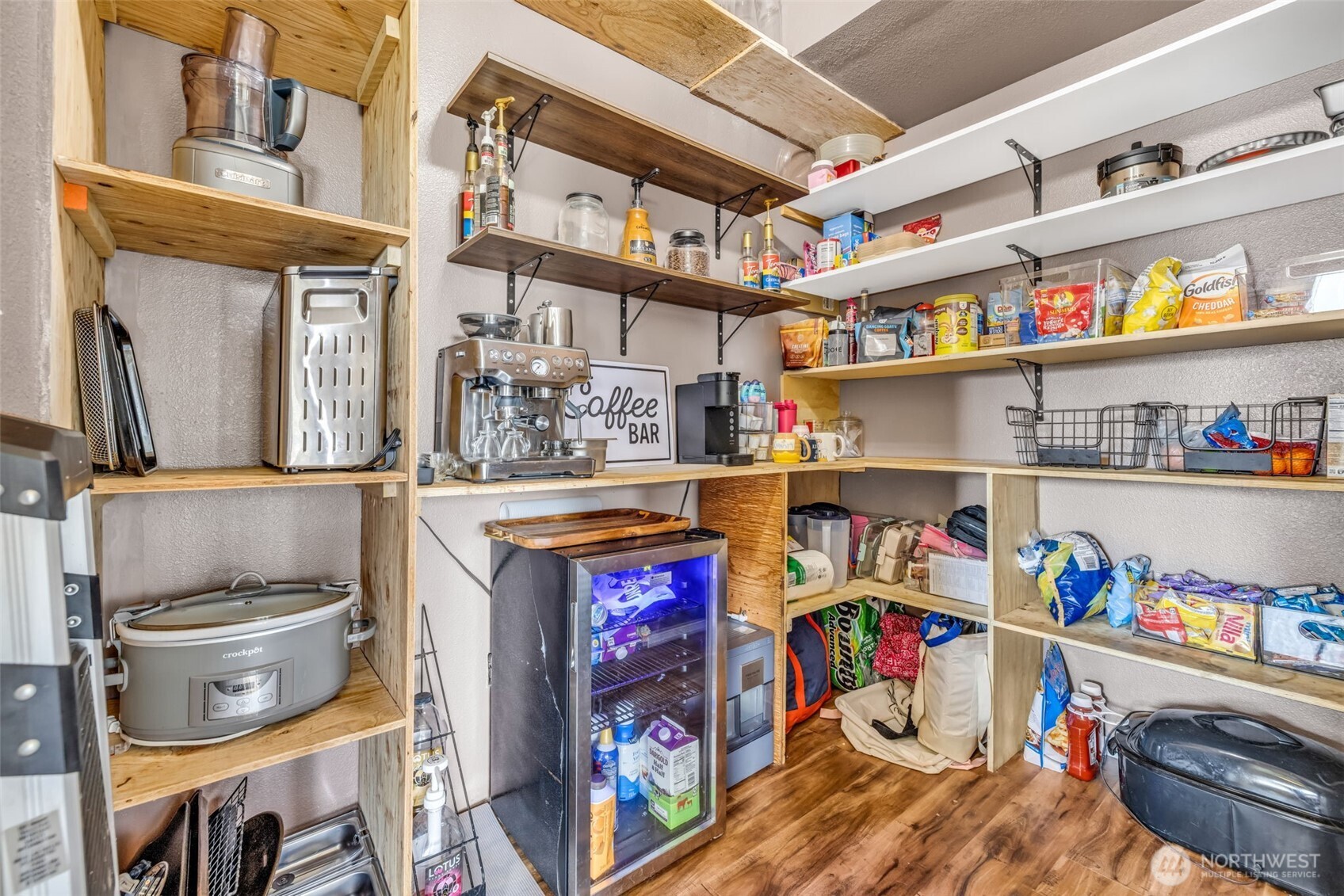 10313 School Land Road Property Photo 17