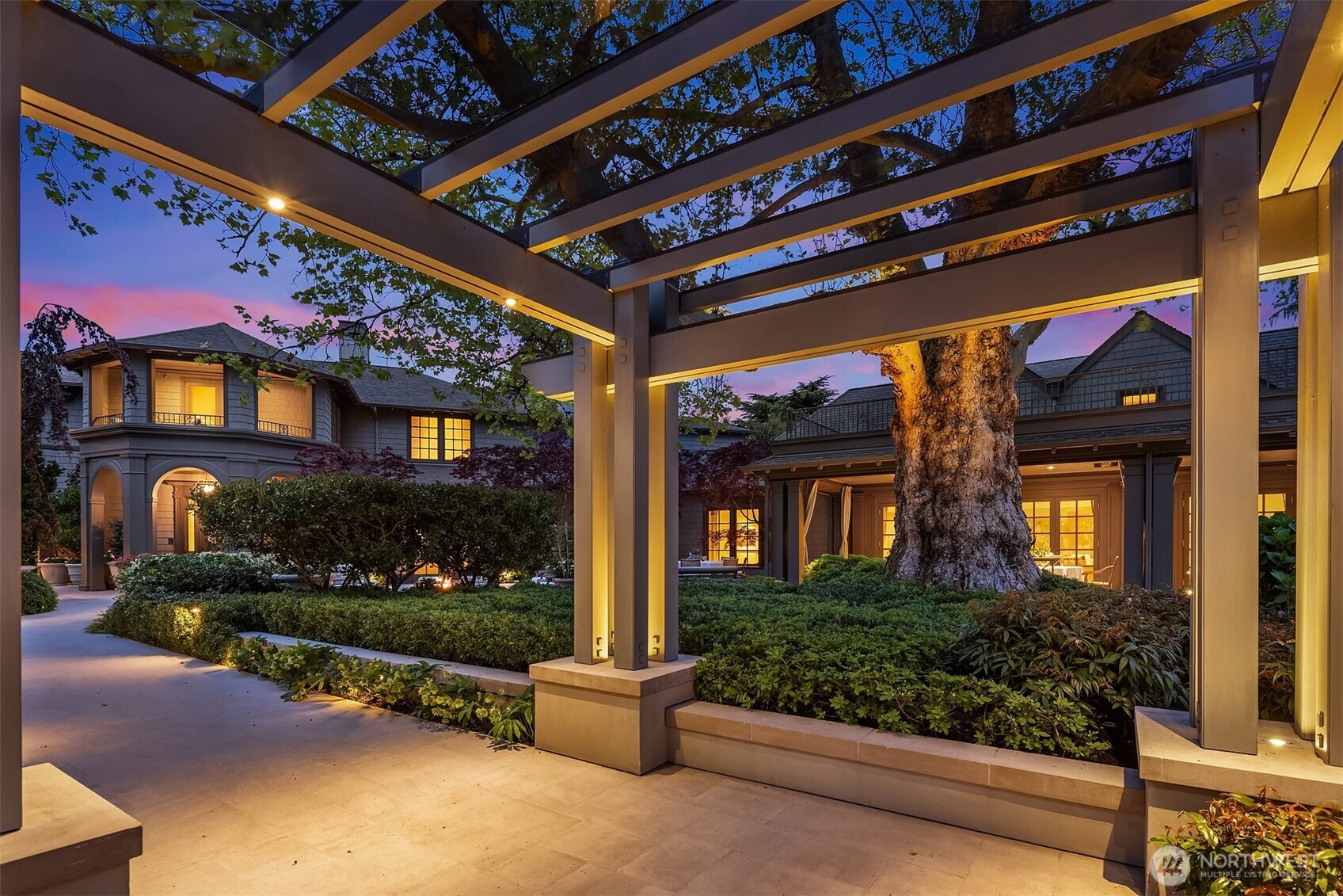 2524107 Property Photo 9