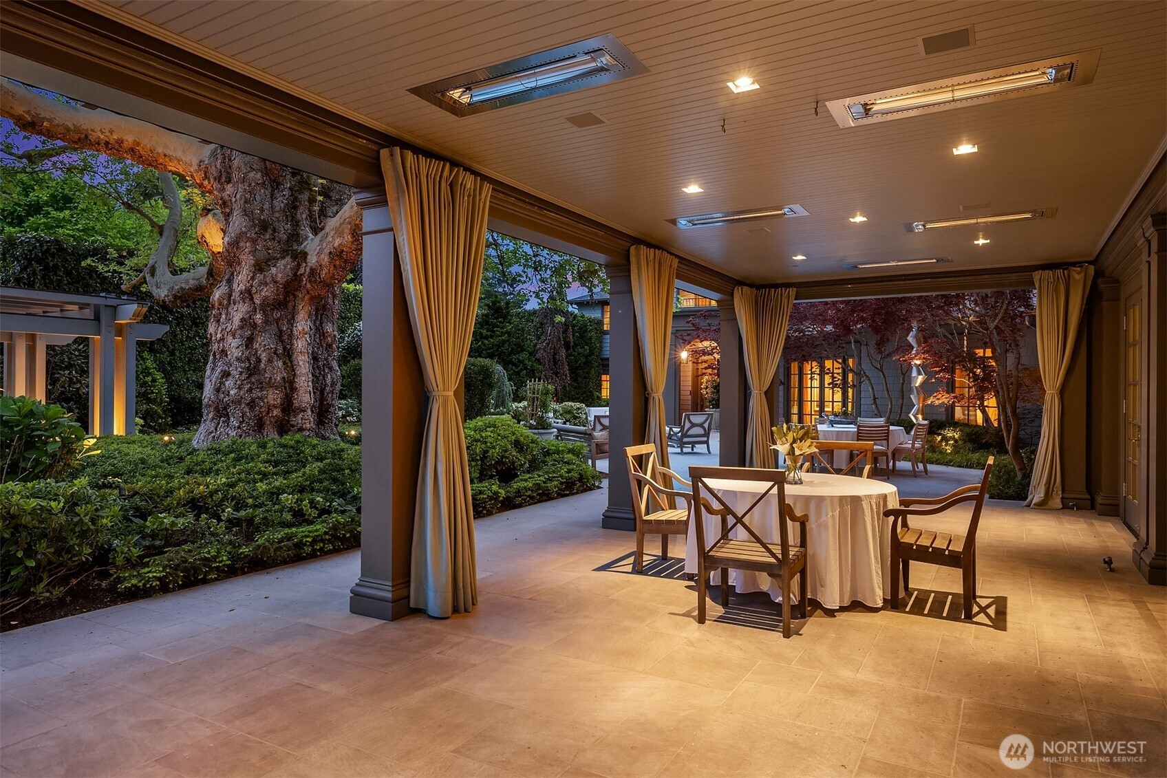 2524107 Property Photo 17