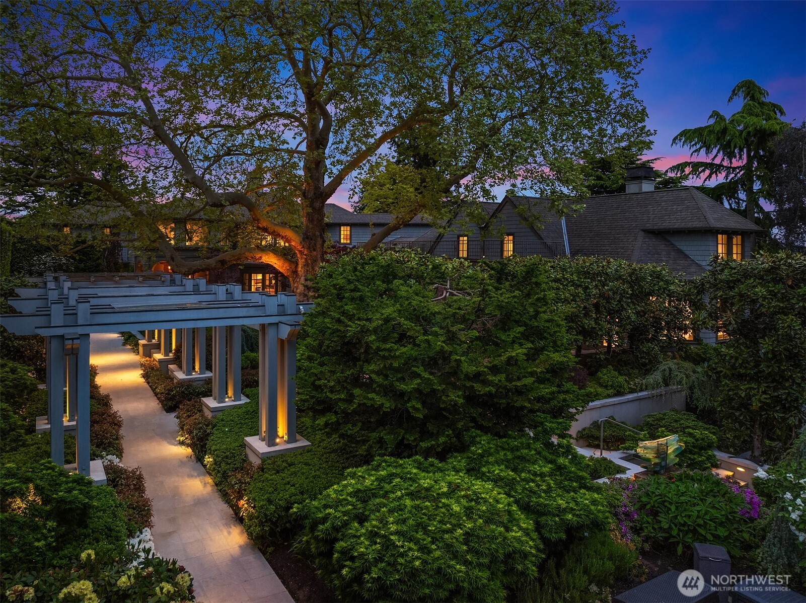 2524107 Property Photo 22