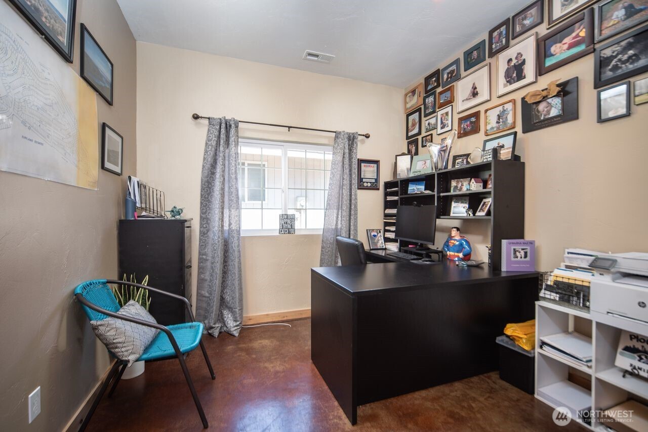 25053 Sw Wanapum Street Property Photo 12