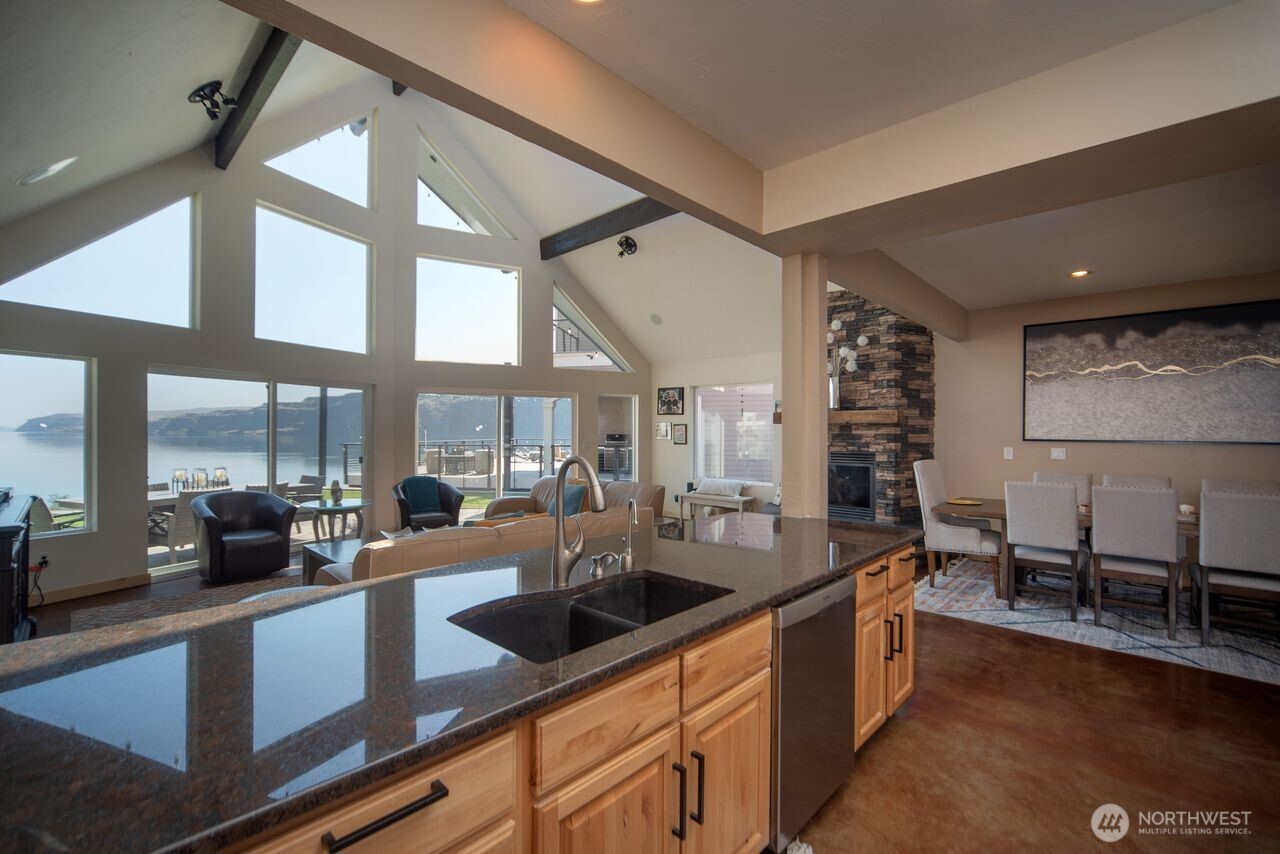 25053 Sw Wanapum Street Property Photo 16