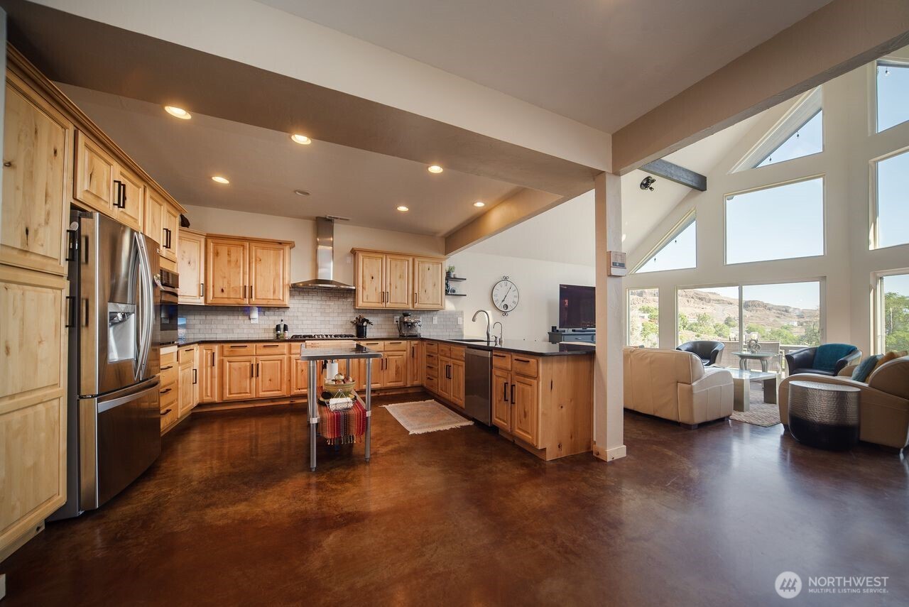 25053 Sw Wanapum Street Property Photo 17
