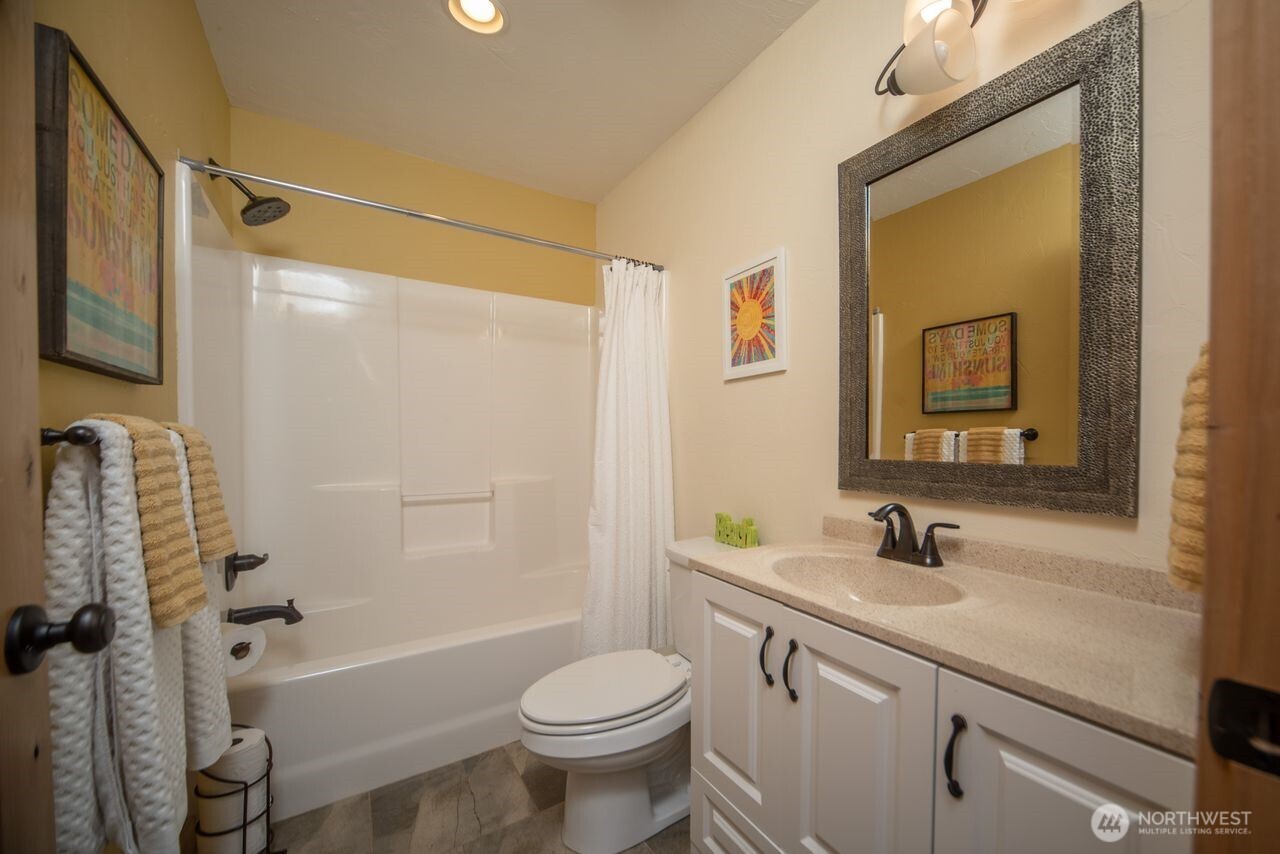 25053 Sw Wanapum Street Property Photo 26