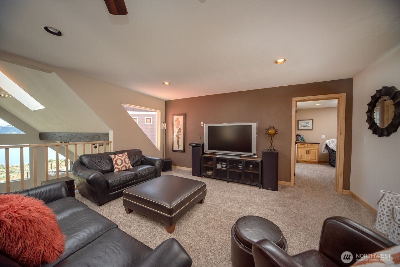 25053 Sw Wanapum Street Property Photo 28