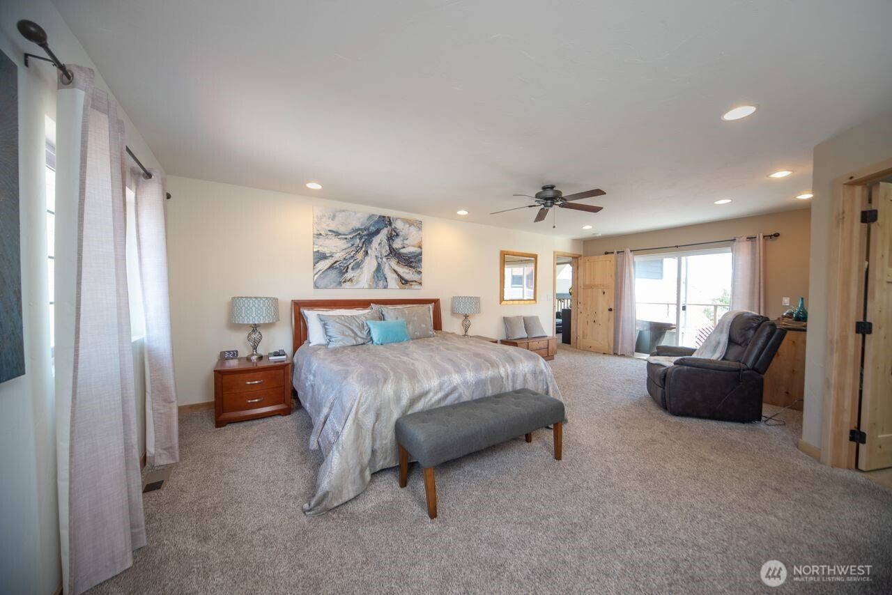 25053 Sw Wanapum Street Property Photo 31