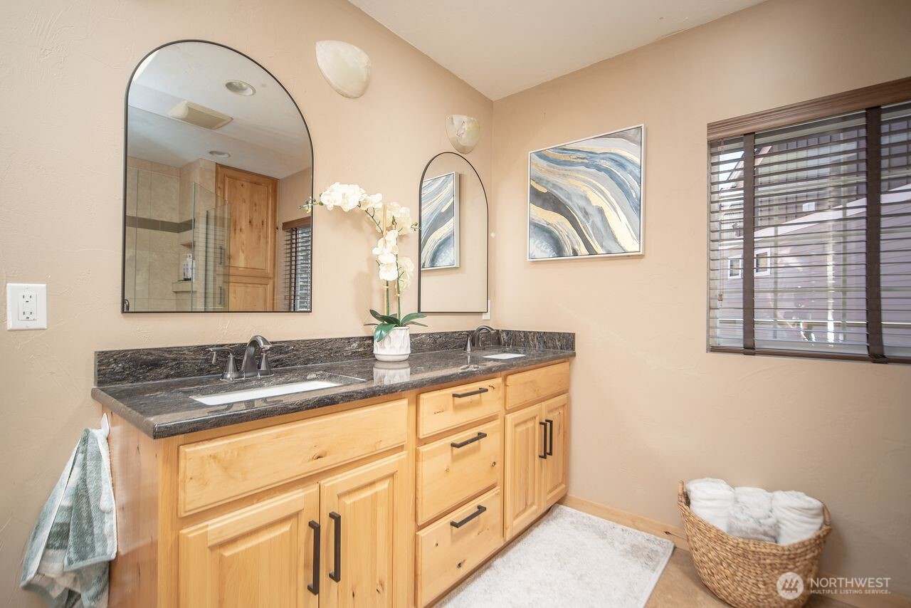 25053 Sw Wanapum Street Property Photo 33