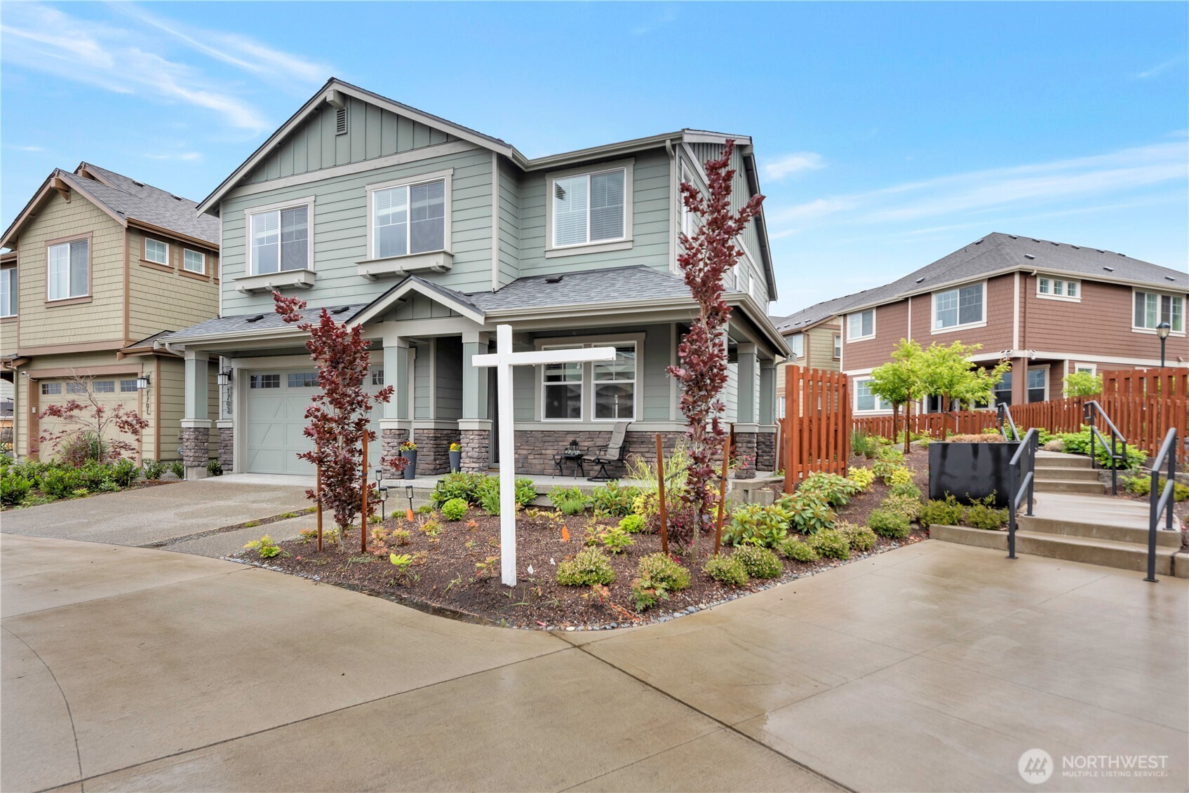 1703 14th Place Property Photo 2