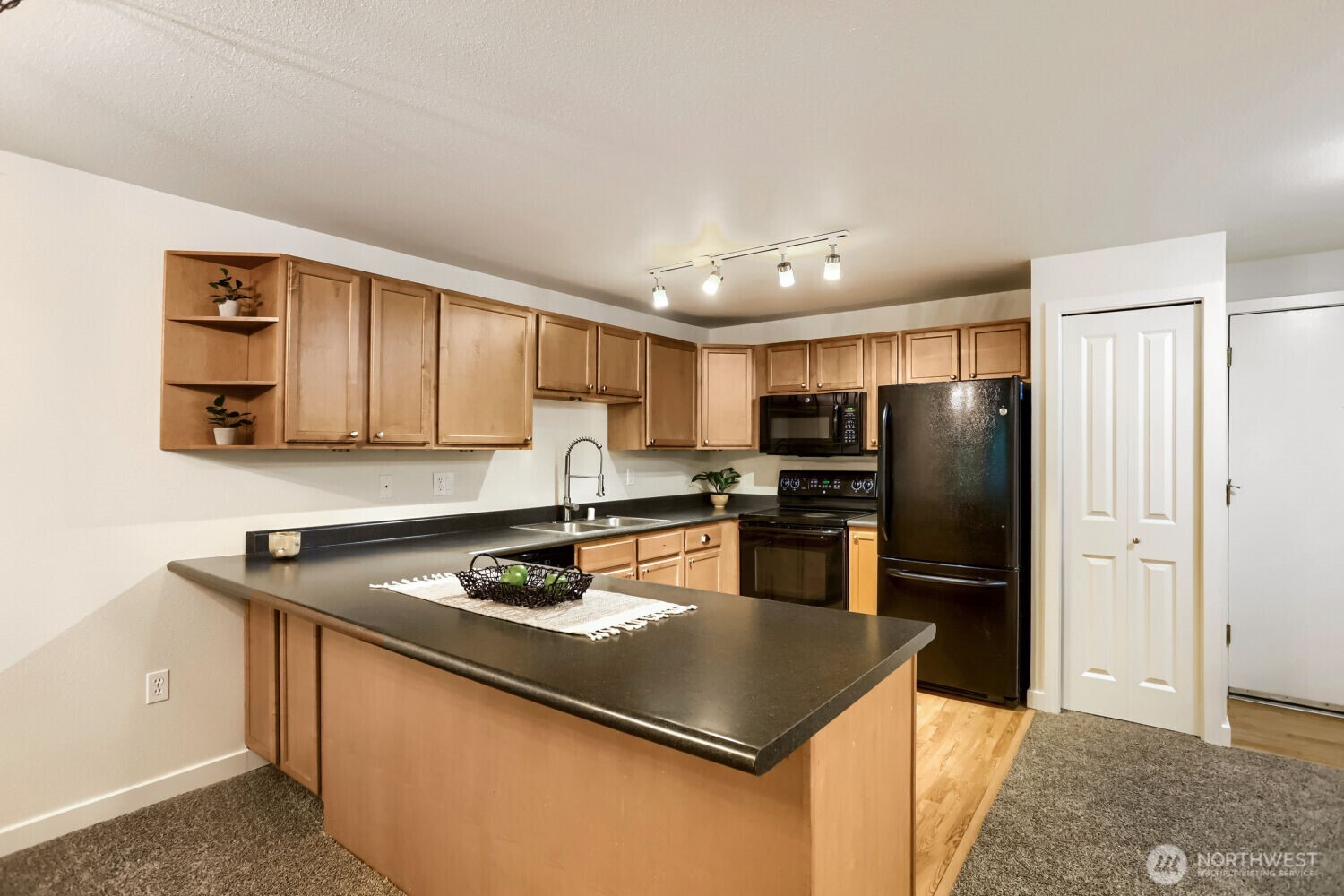 700 Front Street B108 Property Photo 10