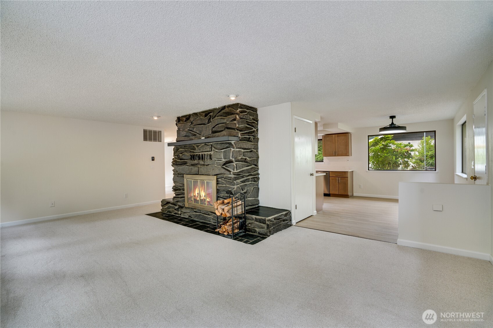 4270 Fir Drive Property Photo 12