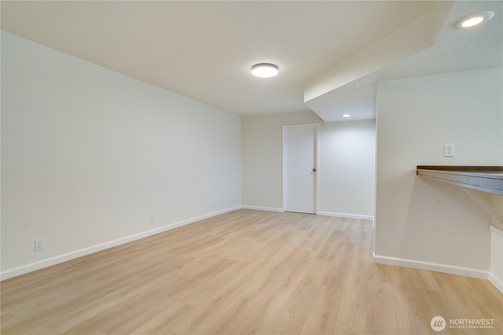 4270 Fir Drive Property Photo 24
