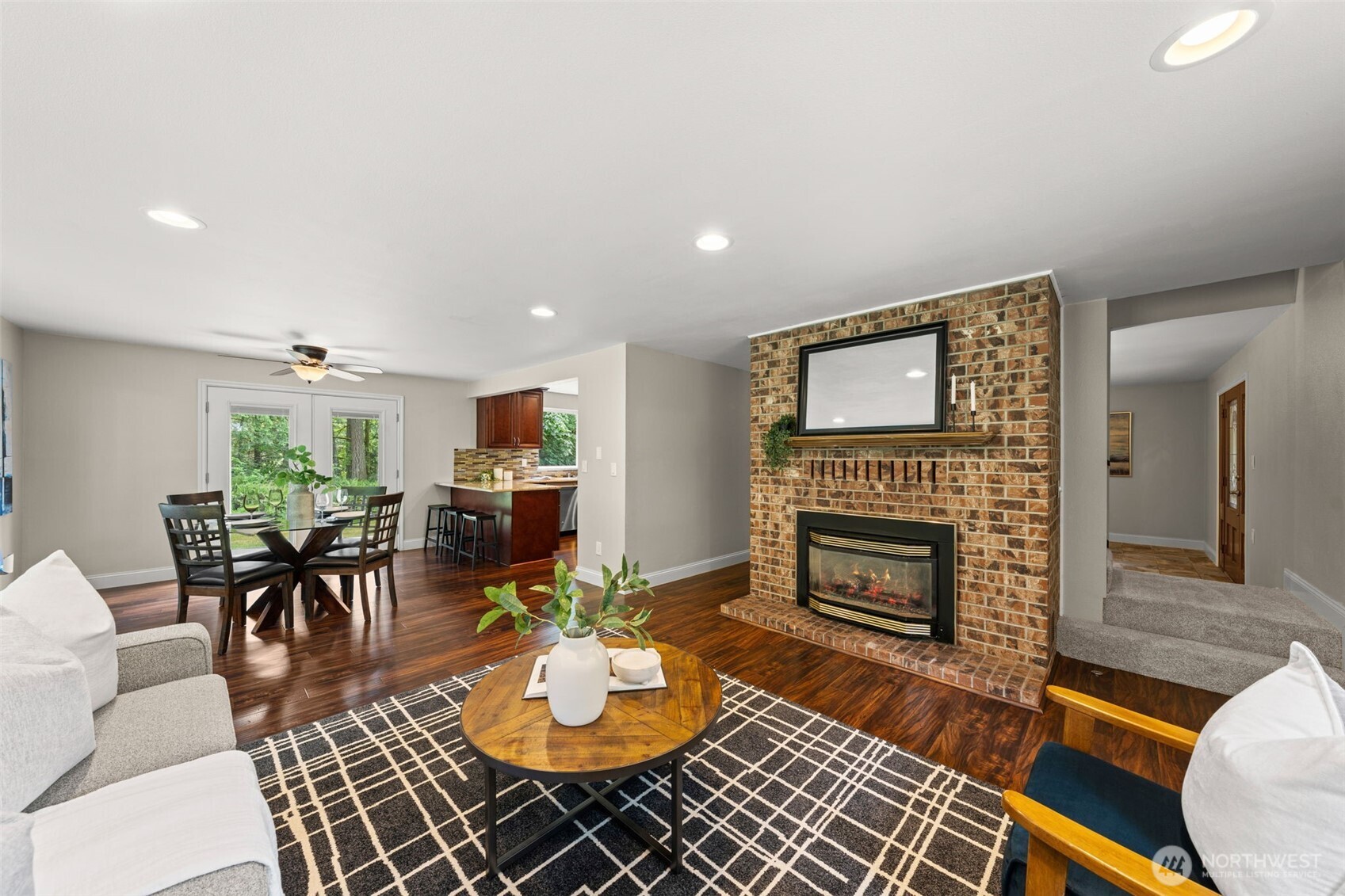 15408 14th Avenue Property Photo 4