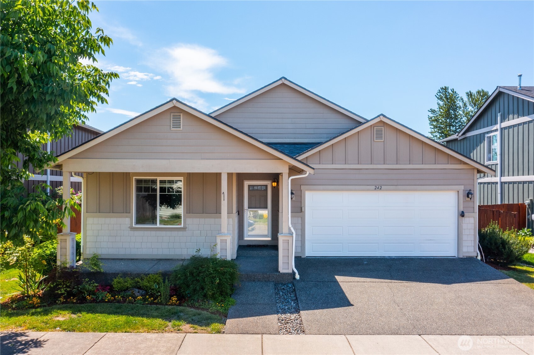 242 Riggs Drive Property Photo 1
