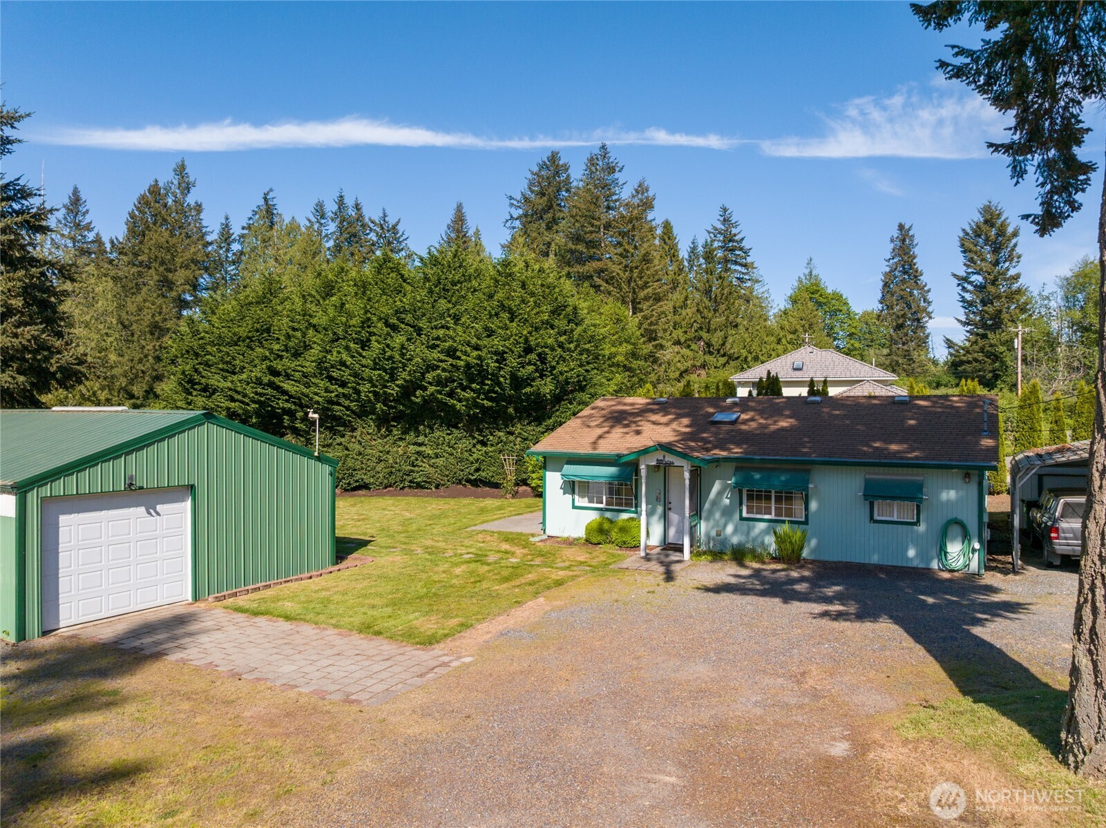 1529 150th Place Property Photo 3