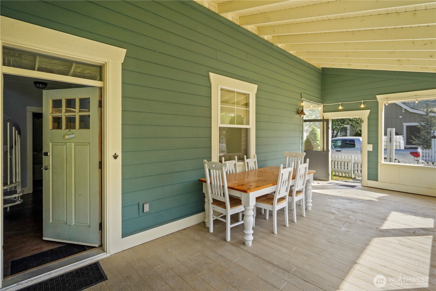 105 Flip Flop Lane Property Photo 7