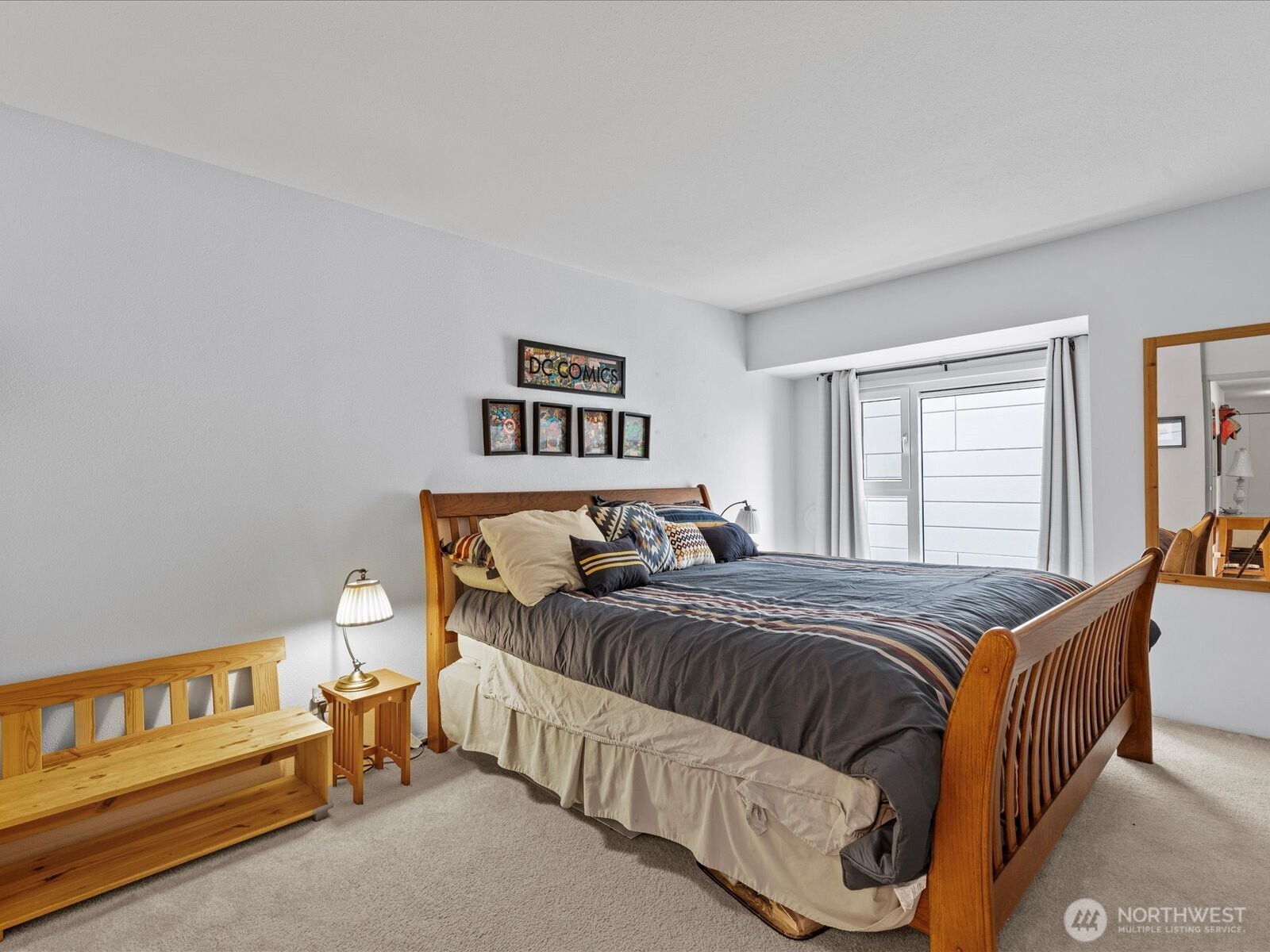 121 Vine Street 601 Property Photo 6