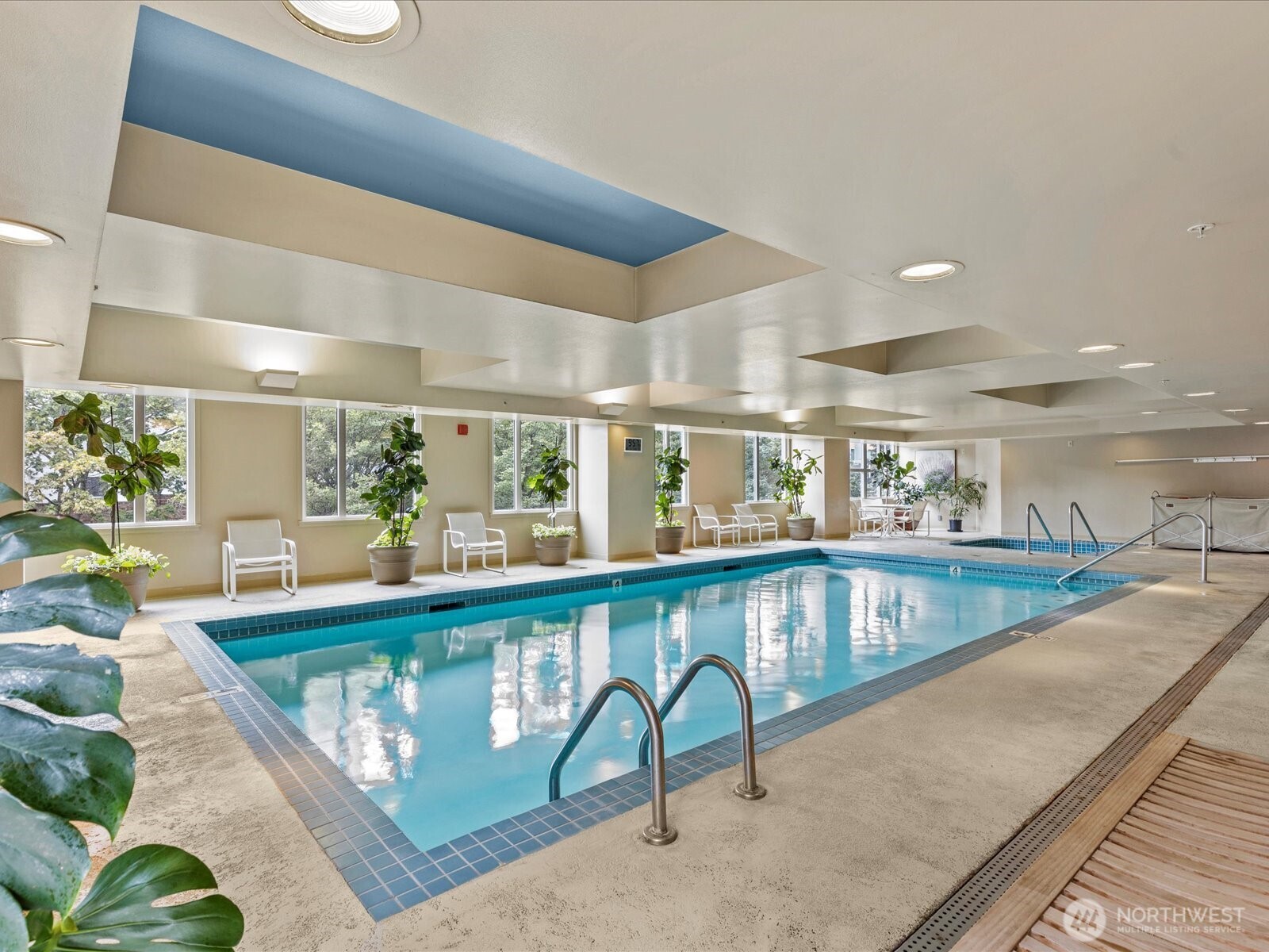 121 Vine Street 601 Property Photo 20