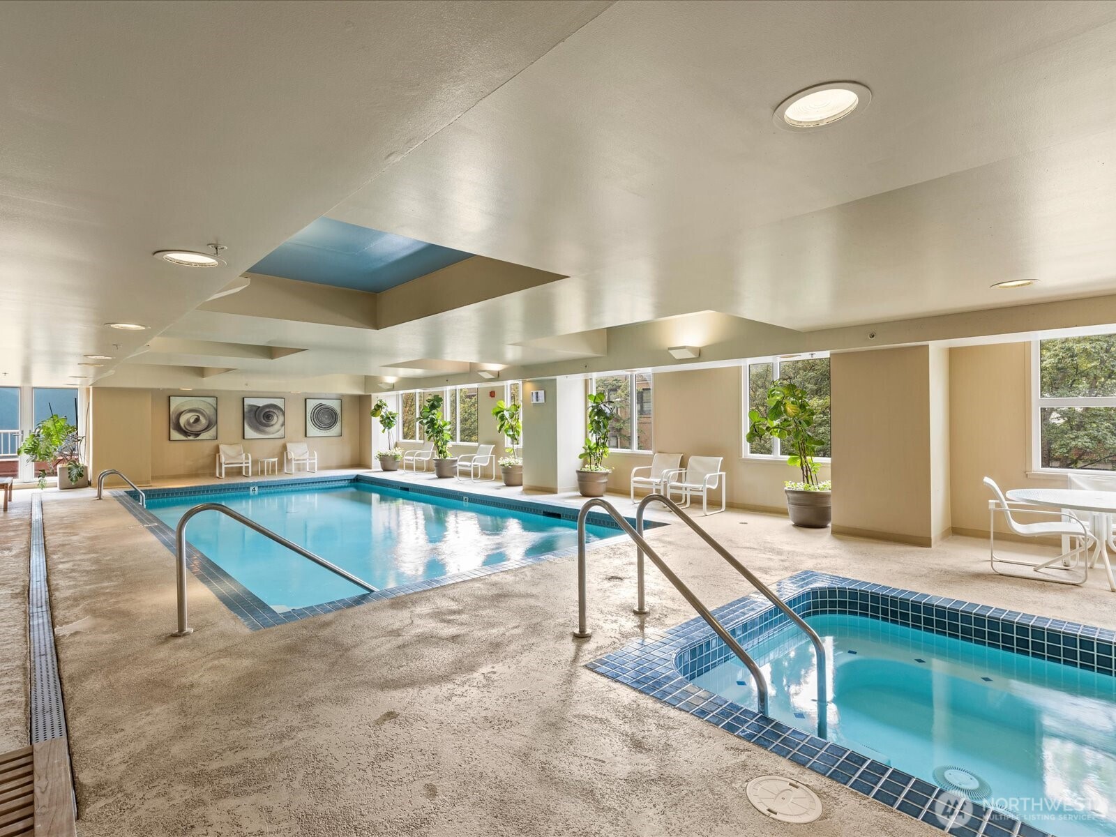 121 Vine Street 601 Property Photo 21