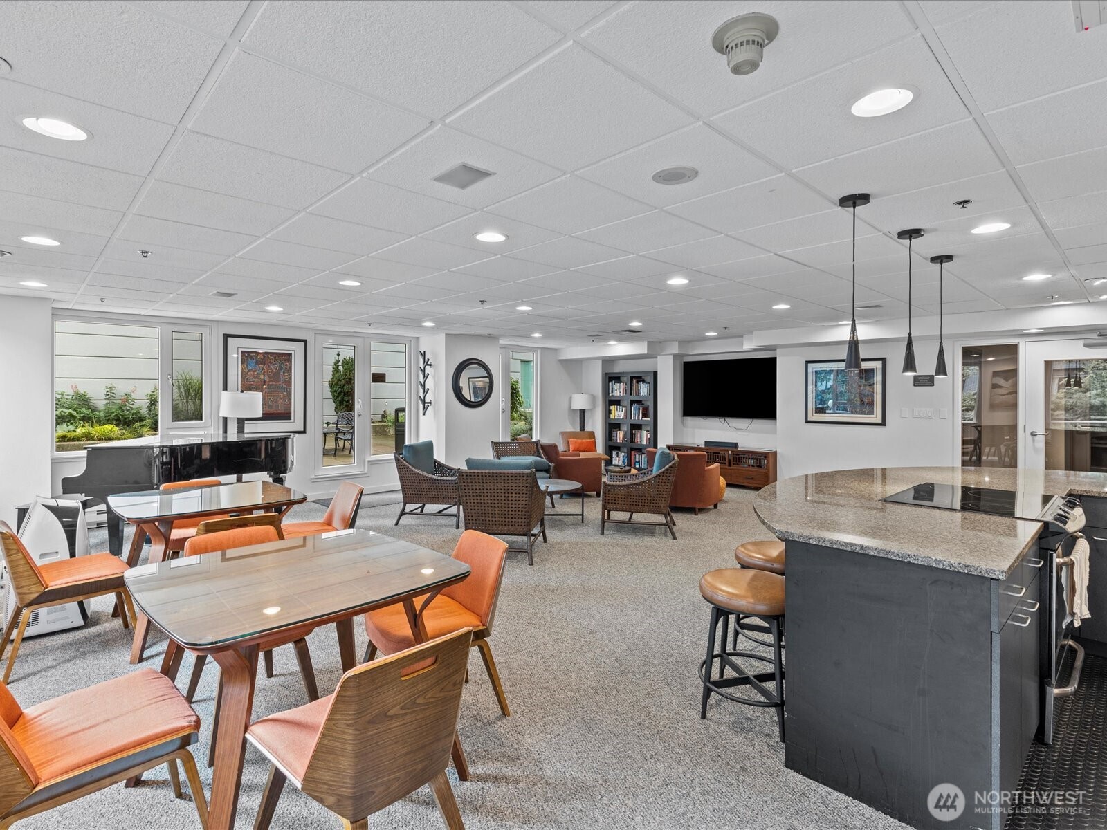 121 Vine Street 601 Property Photo 26