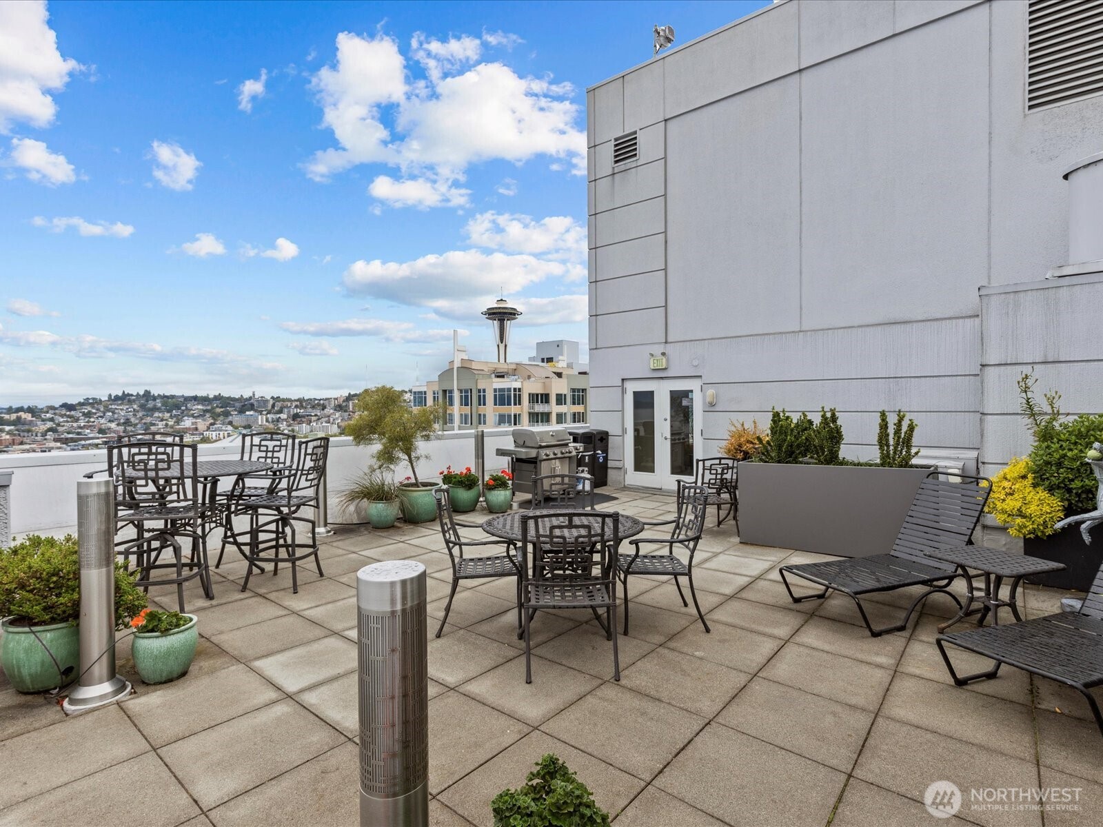 121 Vine Street 601 Property Photo 30