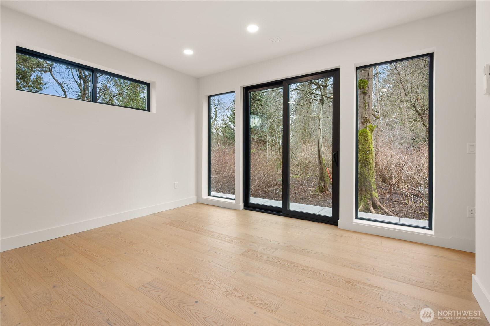 300 Se 208th Street Property Photo 29