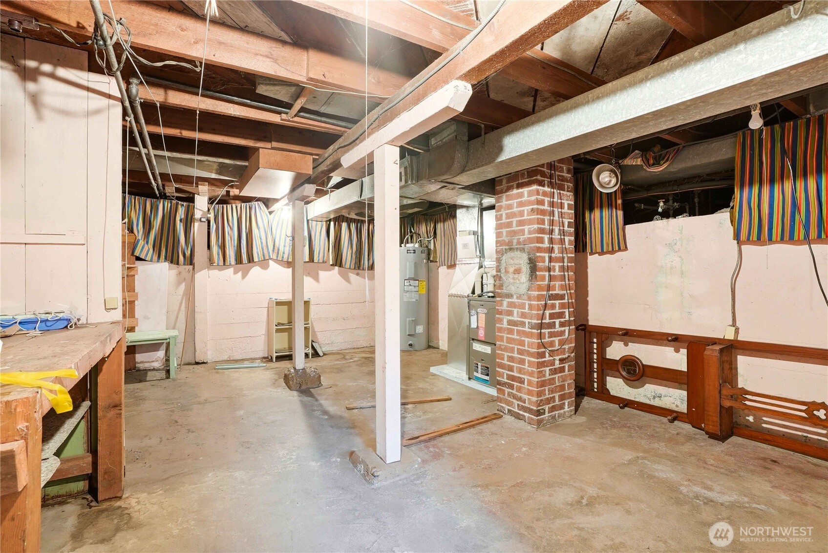 809 E 2nd Avenue Property Photo 30