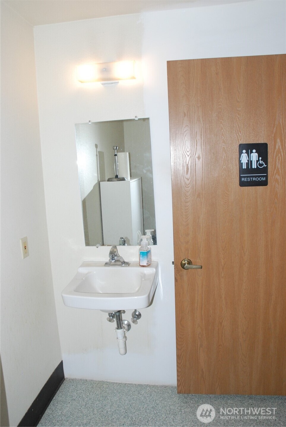 1202 Monroe Street Property Photo 20