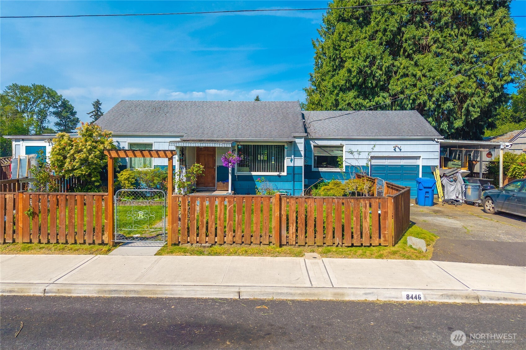 8446 E B Street Property Photo 2