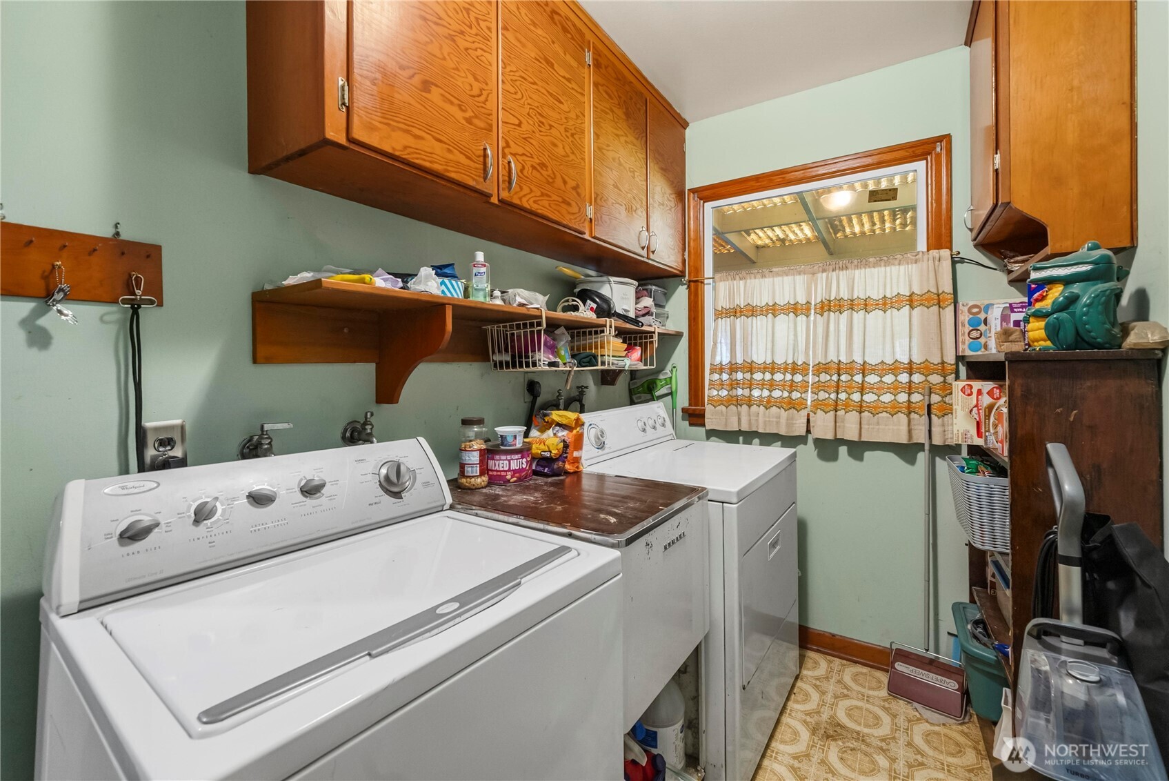 8446 E B Street Property Photo 27