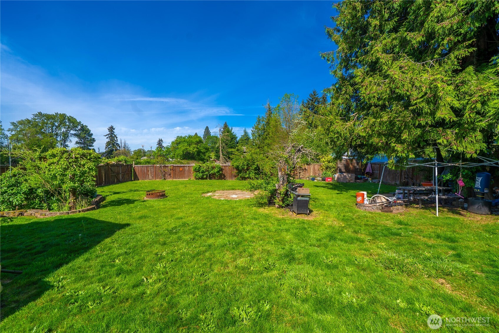 8446 E B Street Property Photo 32