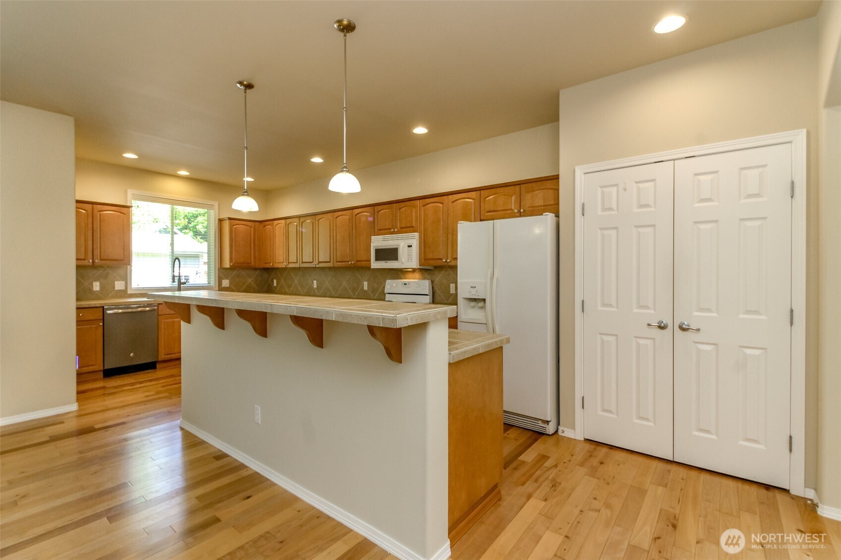 4520 5th Avenue Property Photo 10