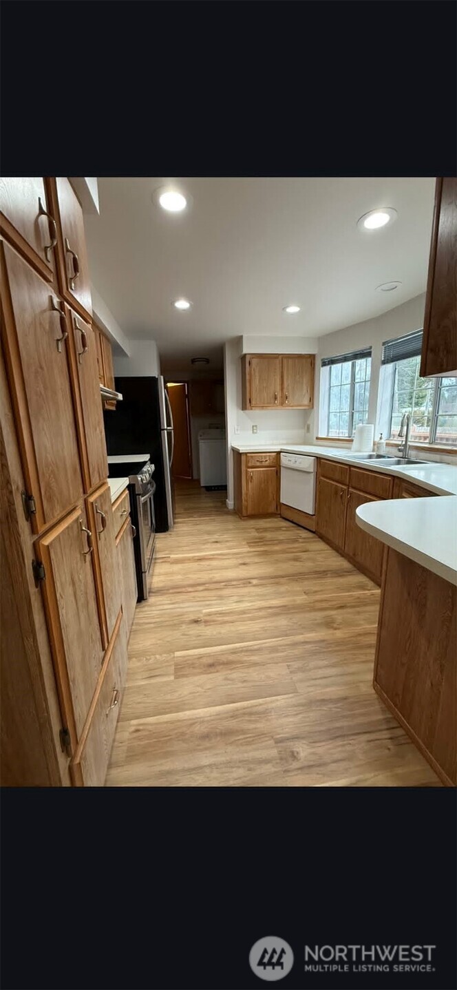 31205 N Place Property Photo 14