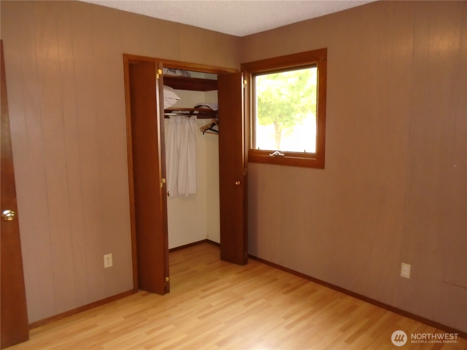 402 W Maple Street Property Photo 25