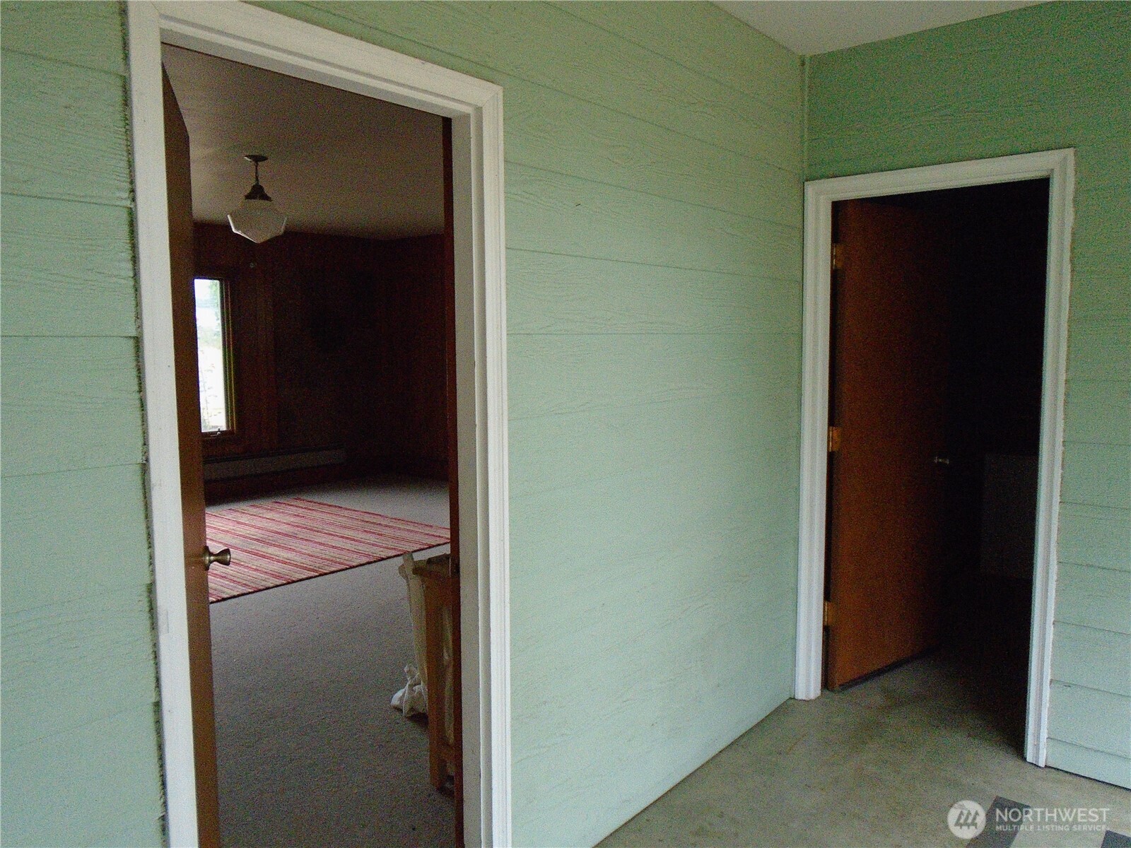 402 W Maple Street Property Photo 26