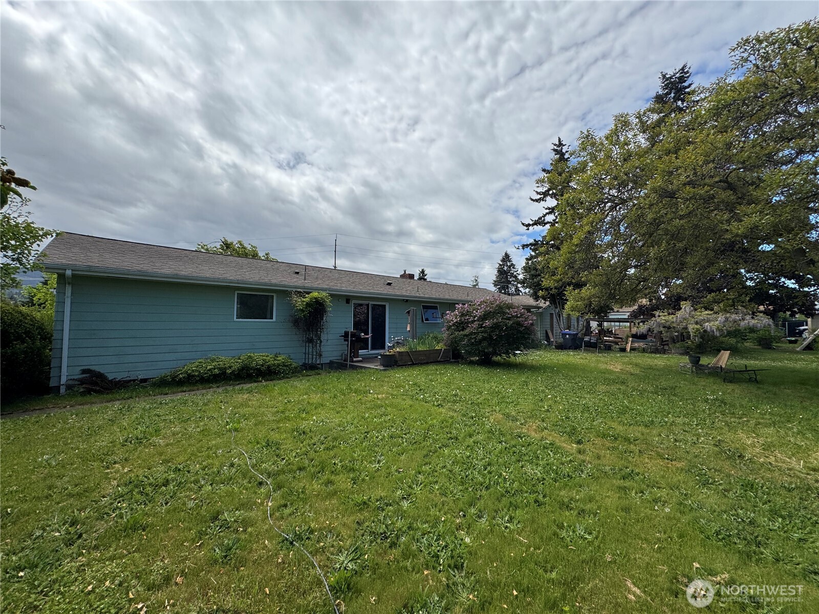 402 W Maple Street Property Photo 35