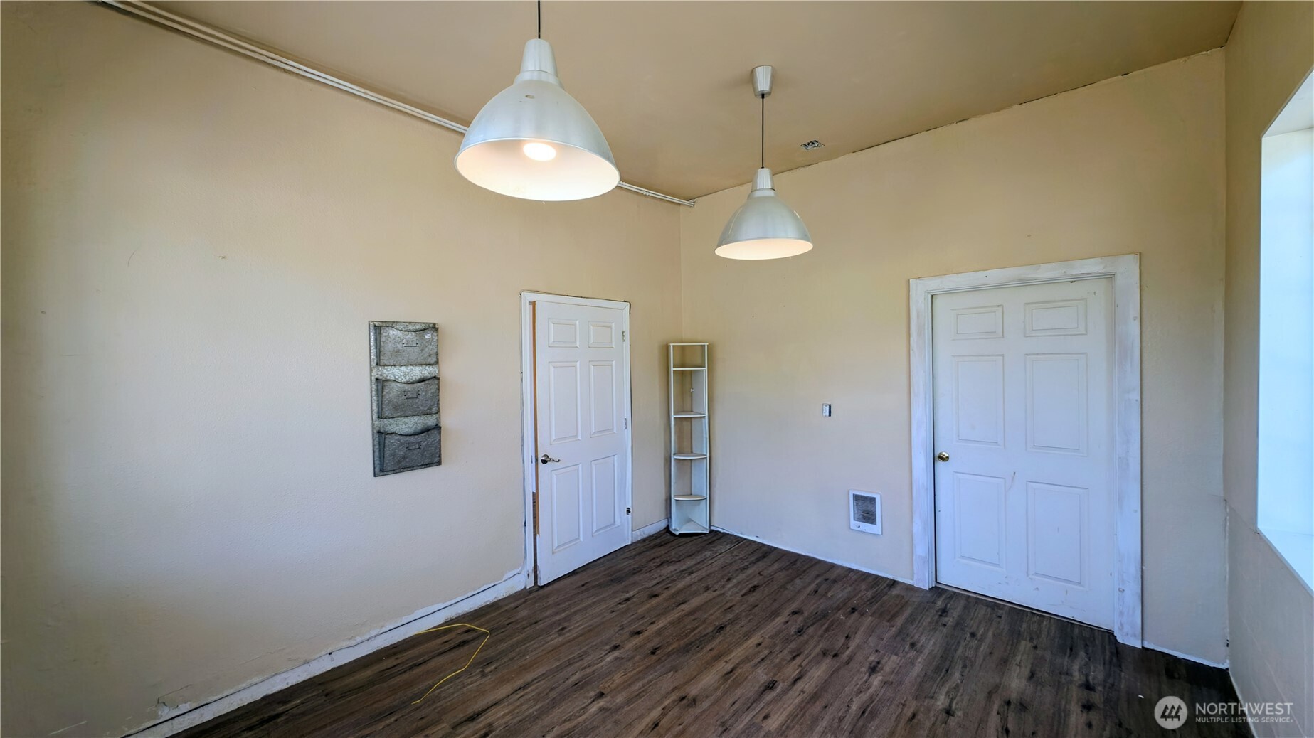 123 1st Avenue Property Photo 8
