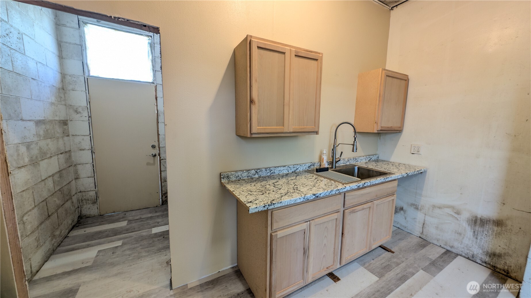 123 1st Avenue Property Photo 13