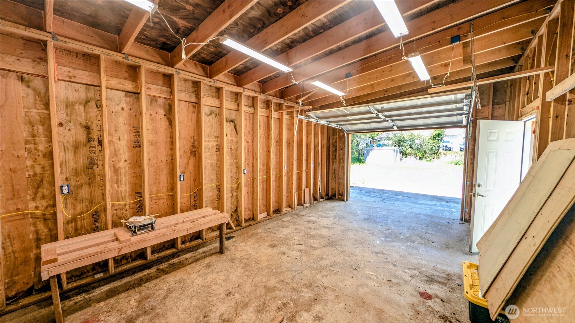 123 1st Avenue Property Photo 16
