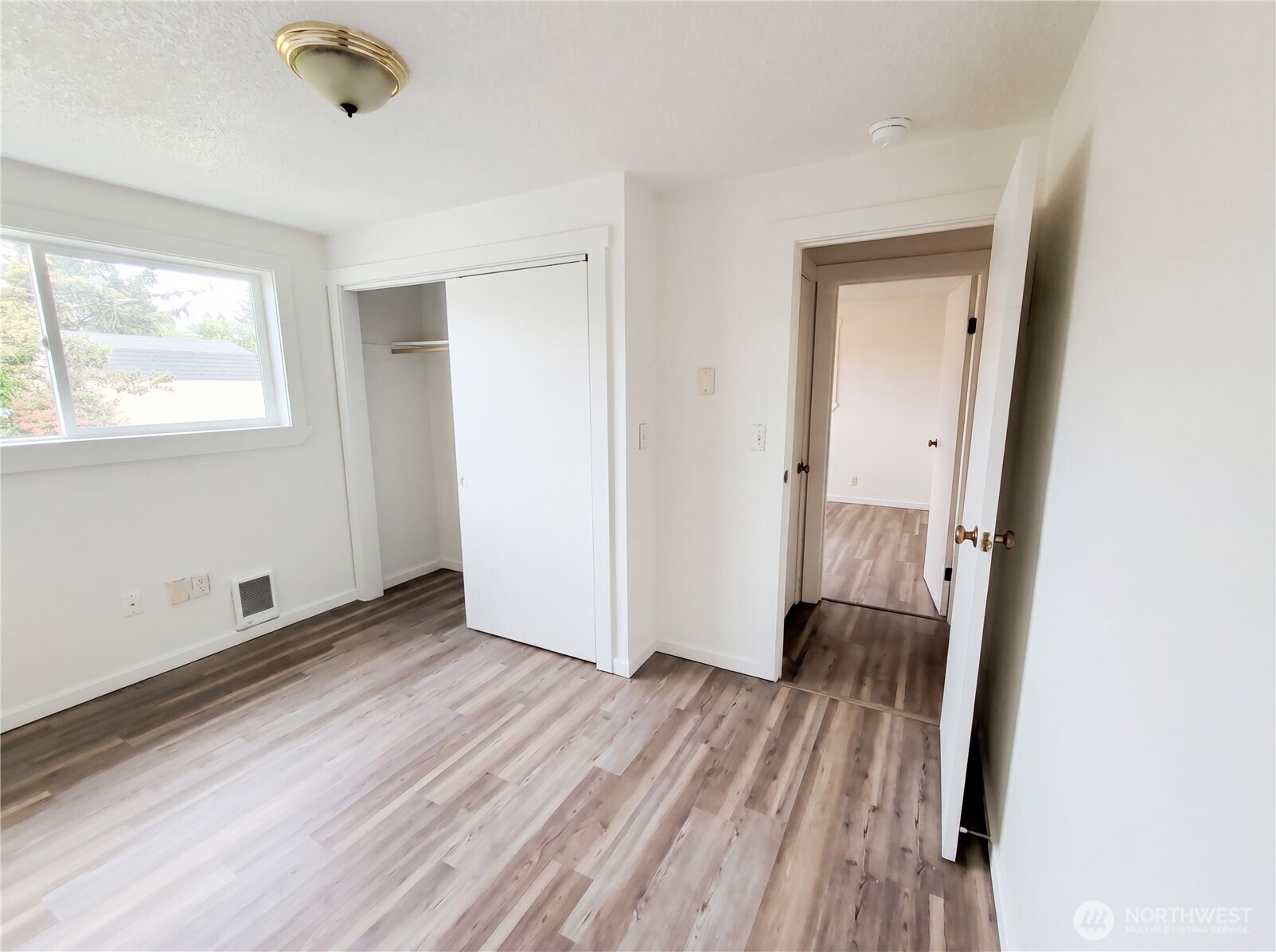 494 Inlet Avenue Property Photo 11