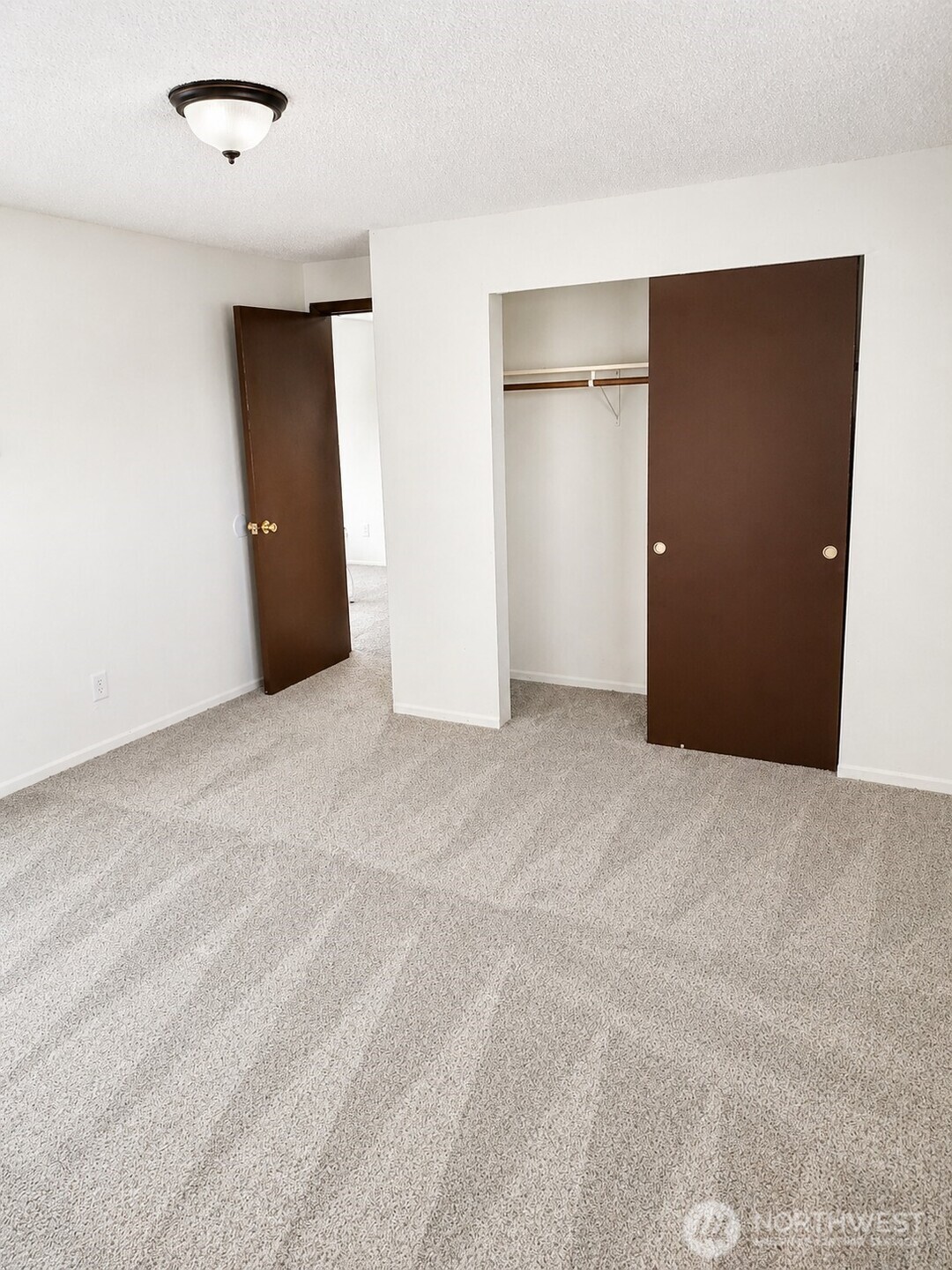 621 7th Street Property Photo 9