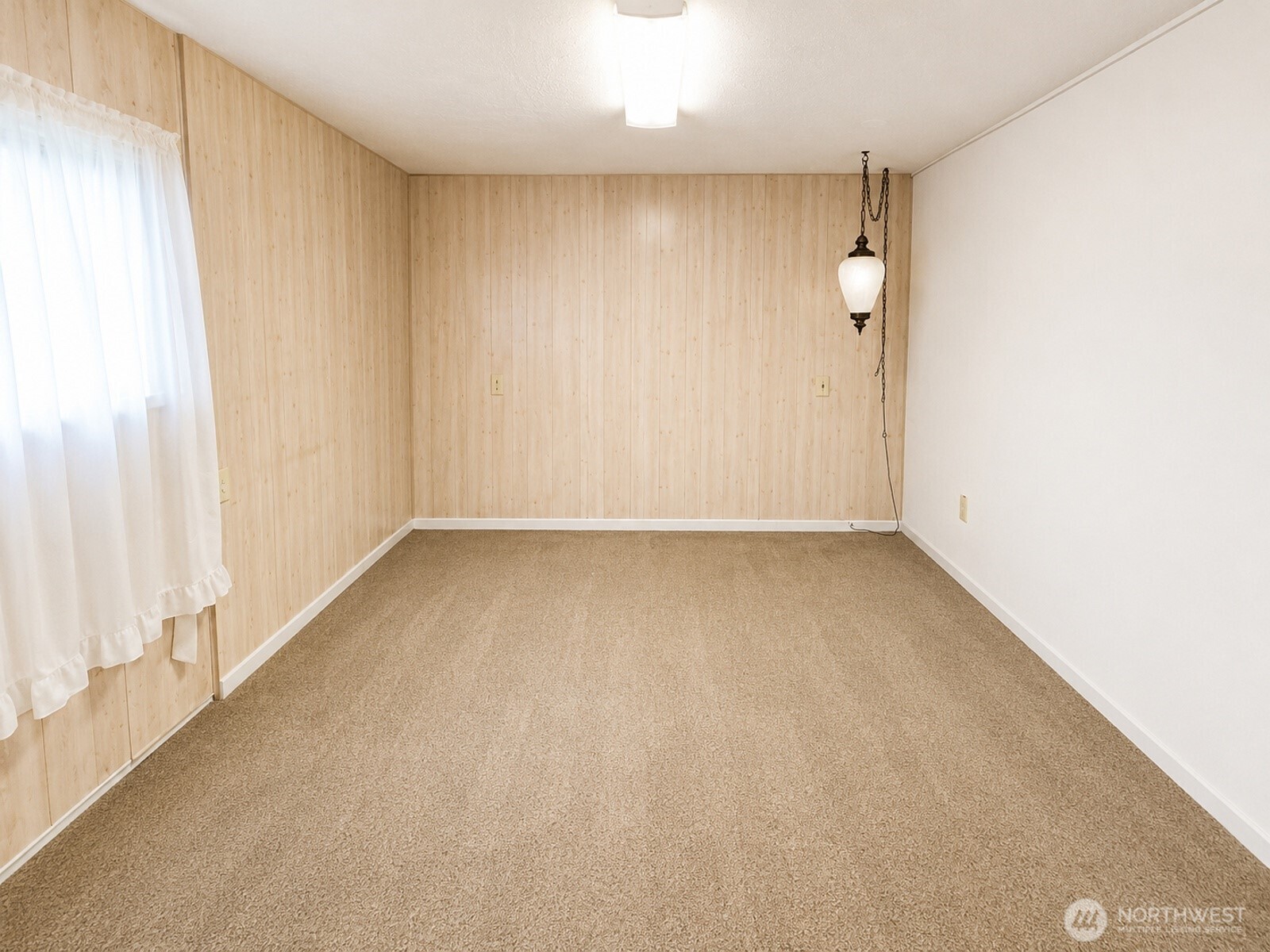 12426 Ne Philip Drive Property Photo 19