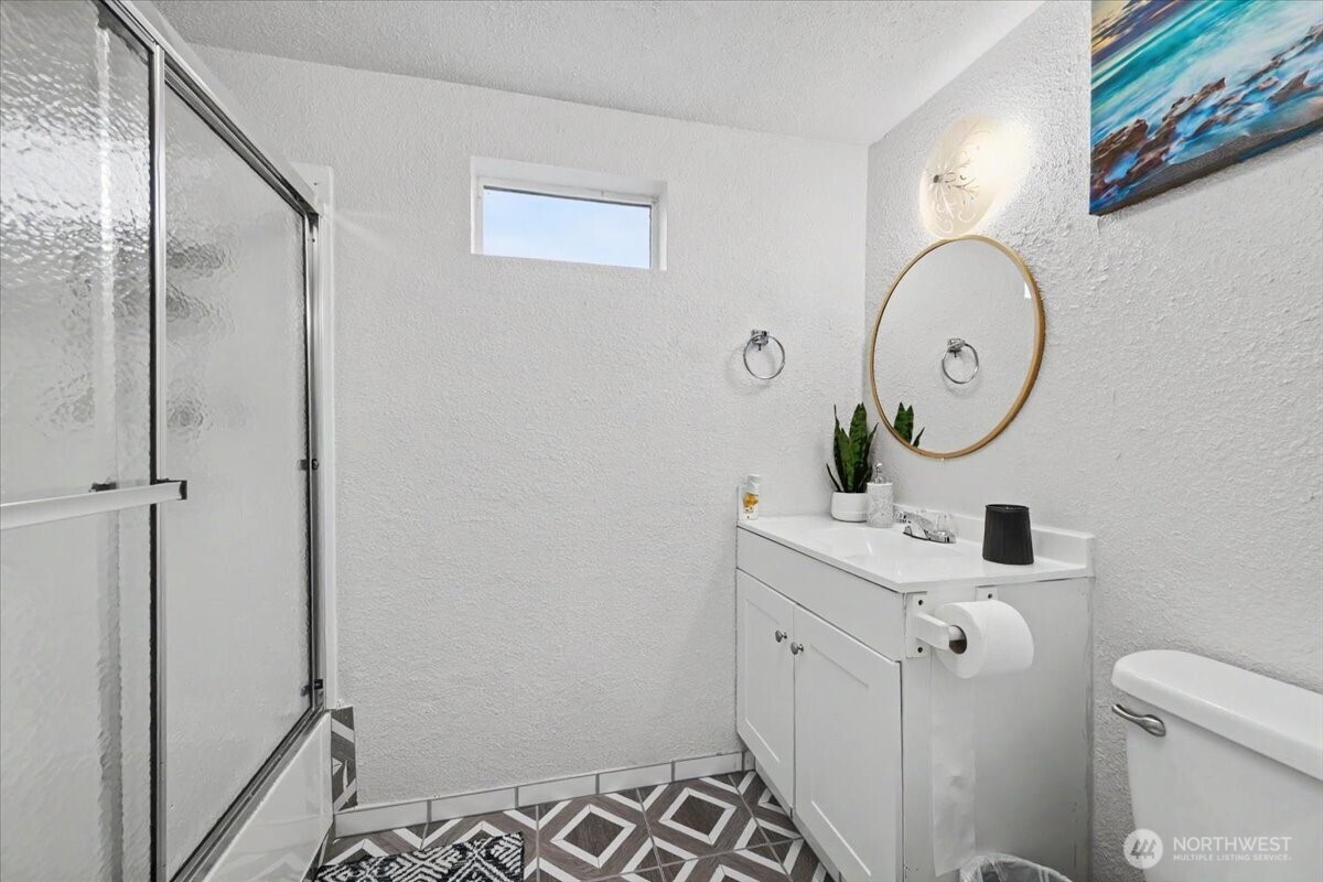 7404 187th Street Ct 43 Property Photo 13