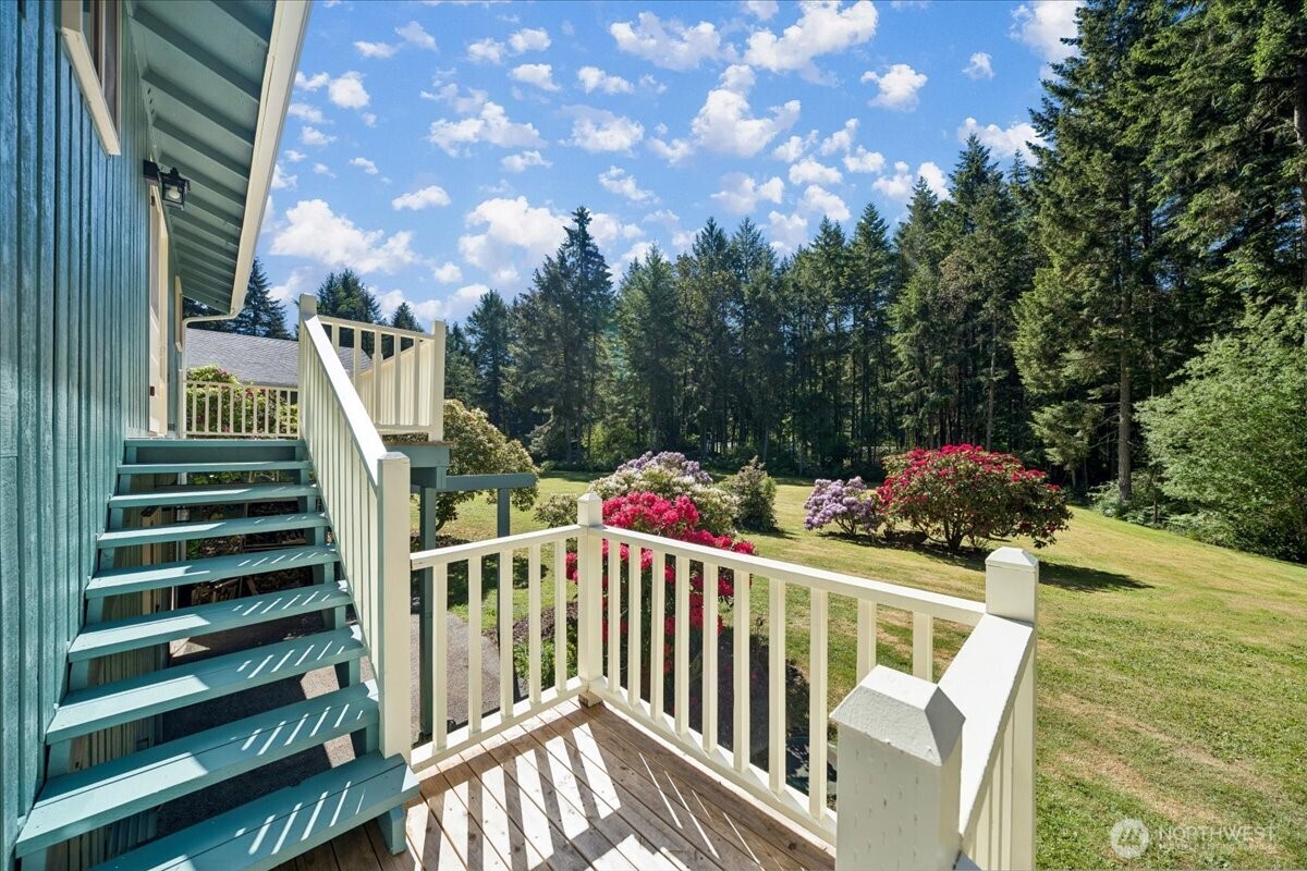 870 Kamus Place Property Photo 34