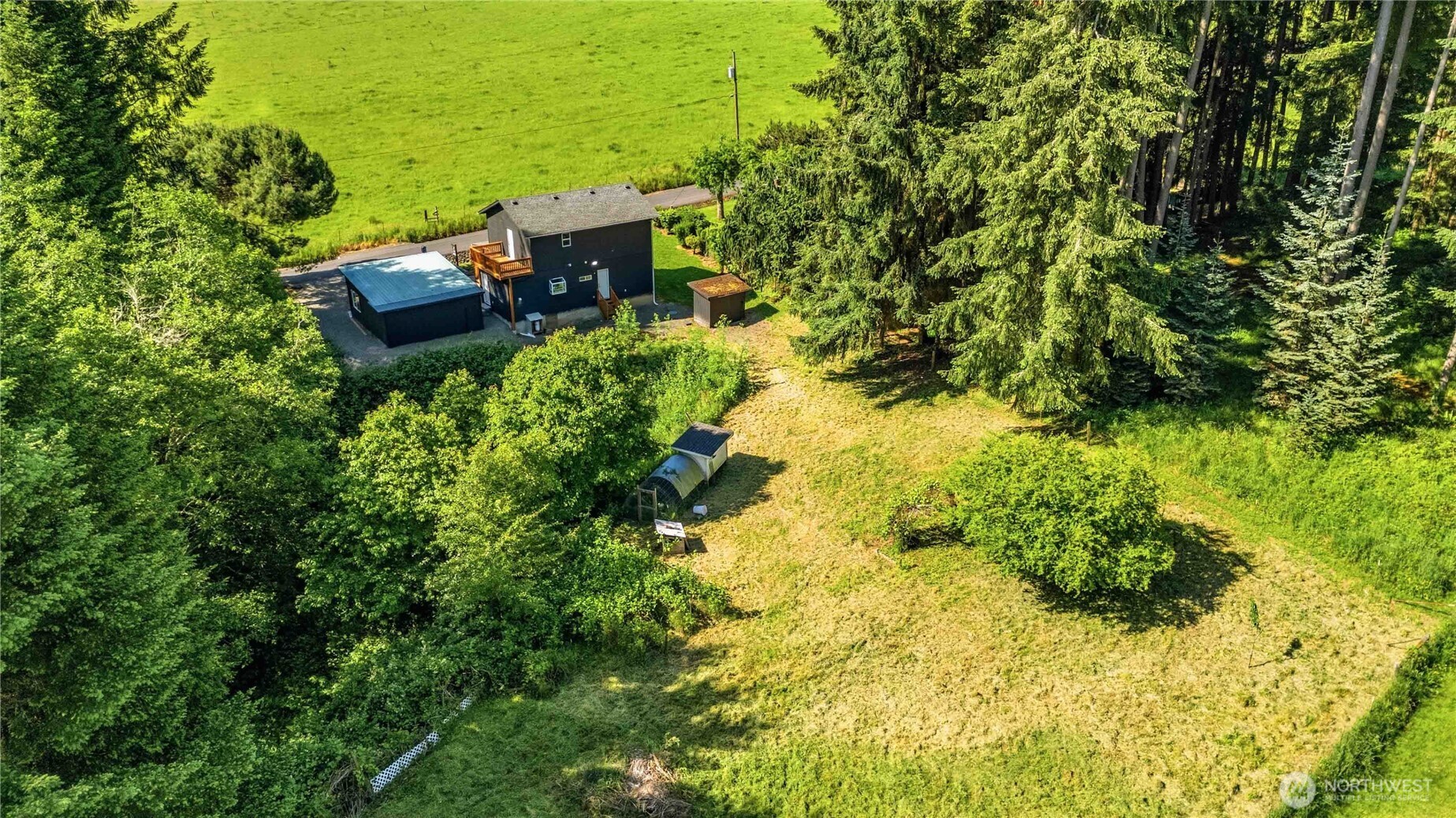 204 Conger Road Property Photo 2