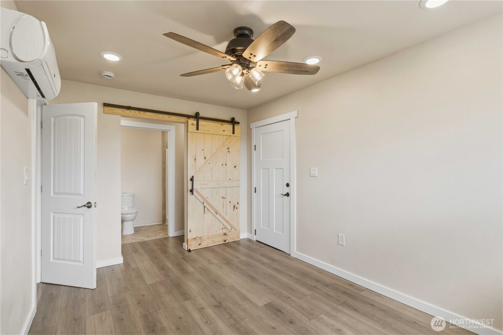 204 Conger Road Property Photo 20