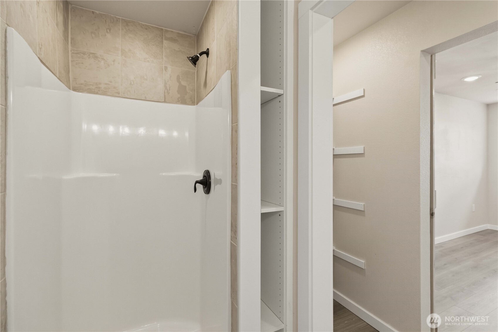 204 Conger Road Property Photo 24